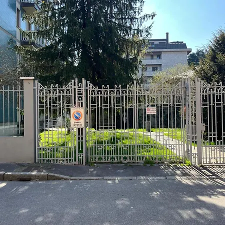 Emily's Apartmán