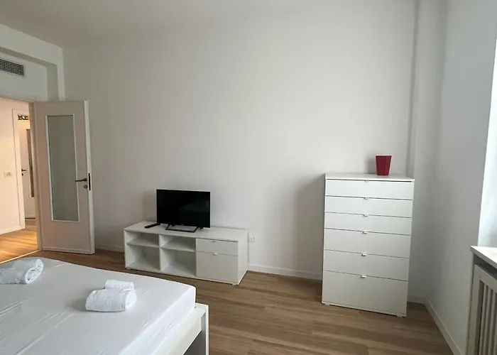 Emily's Milán